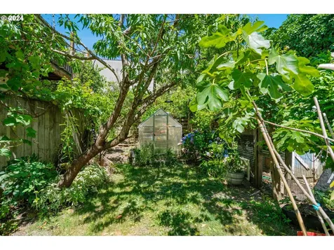 916 SE 35th Avenue Portland OR 97214