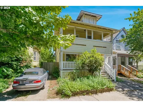 916 SE 35th Avenue Portland OR 97214