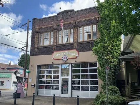 916 SE 35th Avenue Portland OR 97214