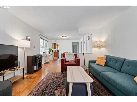 916 SE 35th Avenue Portland OR 97214