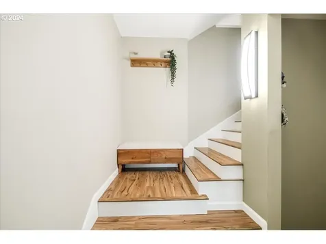 6555 Sw Canyon Court Portland OR 97225