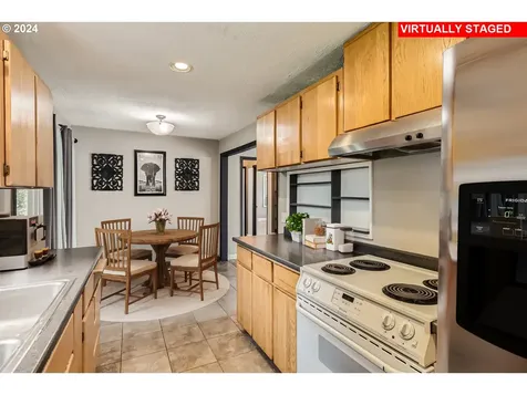 1022 NE Jackson Street Hillsboro OR 97124