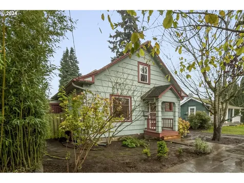 1530 N Humboldt Street Portland OR 97217