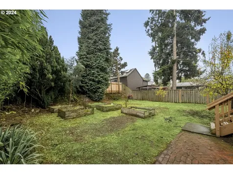1530 N Humboldt Street Portland OR 97217