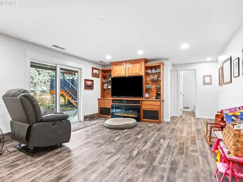 13003 NW 40th Avenue Vancouver WA 98685