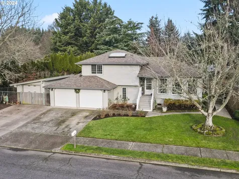 13003 NW 40th Avenue Vancouver WA 98685