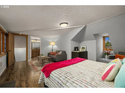 2366 Palisades Crest Drive Lake Oswego OR 97034