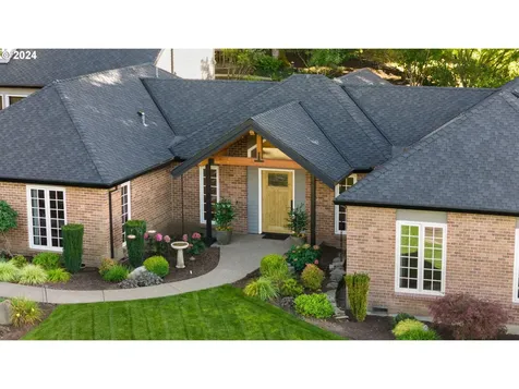 2366 Palisades Crest Drive Lake Oswego OR 97034