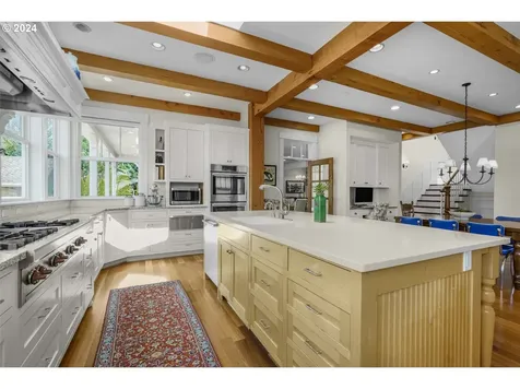 29115 Sw Mountain Road West Linn OR 97068