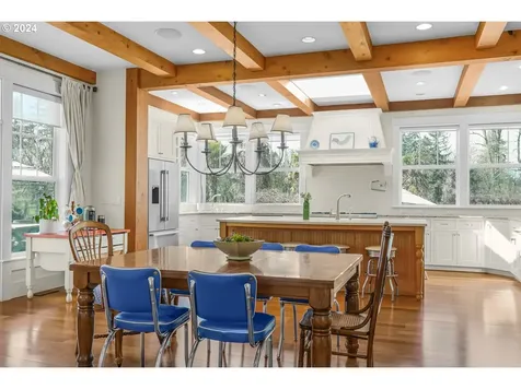 29115 Sw Mountain Road West Linn OR 97068