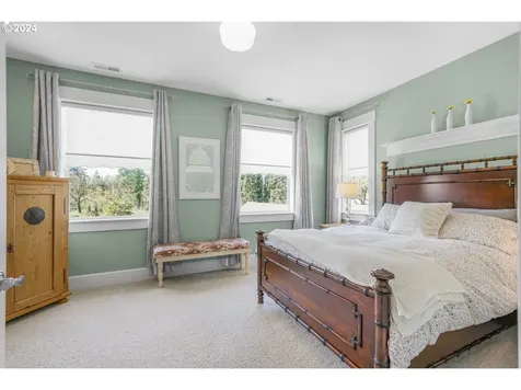 29115 Sw Mountain Road West Linn OR 97068
