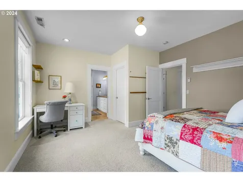 29115 Sw Mountain Road West Linn OR 97068
