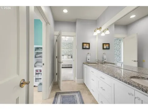 29115 Sw Mountain Road West Linn OR 97068