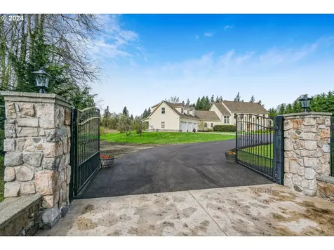 29115 Sw Mountain Road West Linn OR 97068
