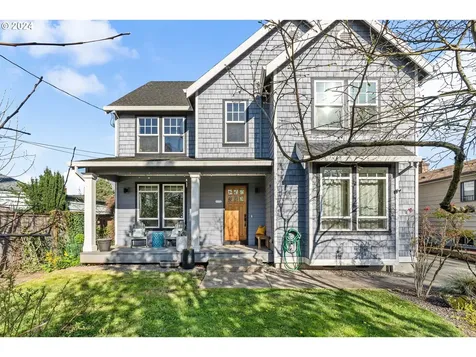 3772 Se 9th Avenue Portland OR 97202