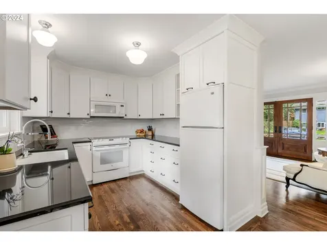 15424 Se Tibbetts Street Portland OR 97236