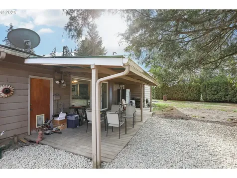 1143 NE 131st Place Portland OR 97230