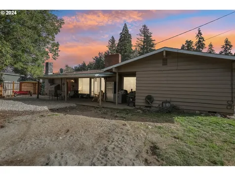 1143 NE 131st Place Portland OR 97230