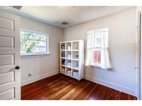 1454 E 23rd Avenue Eugene OR 97403