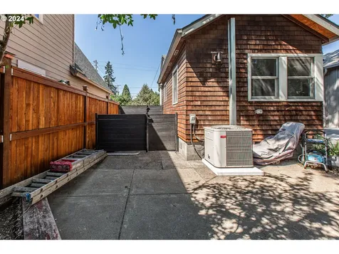 1454 E 23rd Avenue Eugene OR 97403