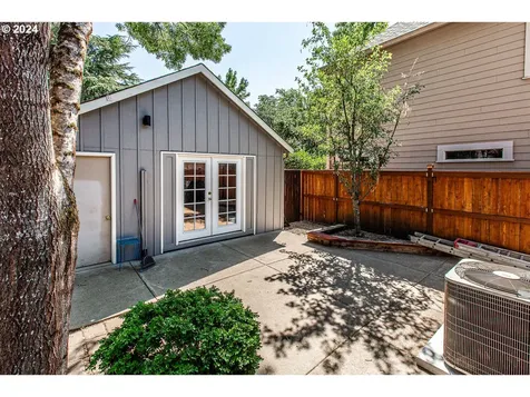 1454 E 23rd Avenue Eugene OR 97403
