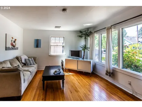1454 E 23rd Avenue Eugene OR 97403