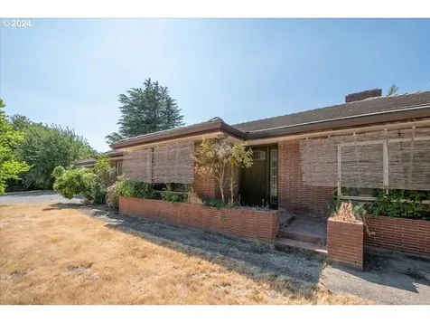 24375 Sw Scholls Ferry Road Hillsboro OR 97123