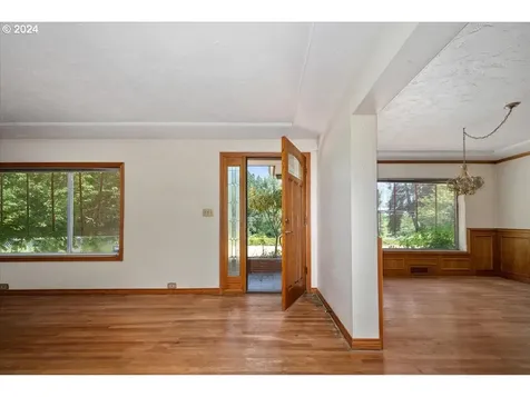 24375 Sw Scholls Ferry Road Hillsboro OR 97123