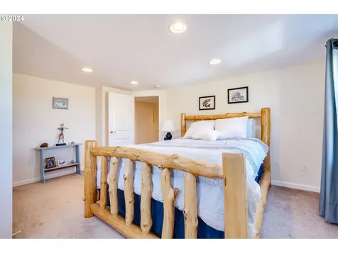 33899 S Ball Road Molalla OR 97038