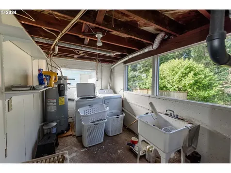 2636 Liberty Street North Bend OR 97459