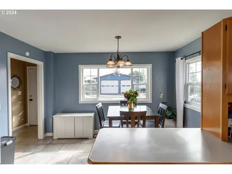 2636 Liberty Street North Bend OR 97459