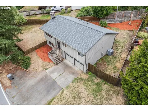 7233 SW Capitol Hill Road Portland OR 97219