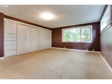 2360 Riverview Street Eugene OR 97403