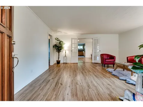 2360 Riverview Street Eugene OR 97403