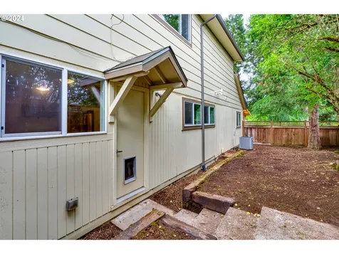 2360 Riverview Street Eugene OR 97403