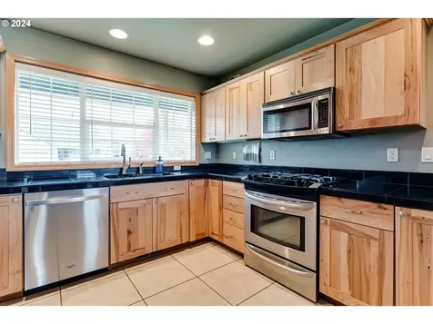 630 Egret Avenue Halsey OR 97348