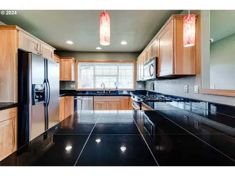 630 Egret Avenue Halsey OR 97348