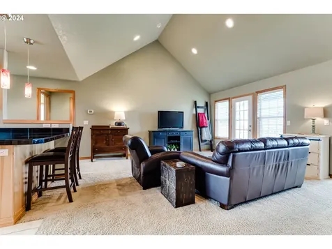 630 Egret Avenue Halsey OR 97348