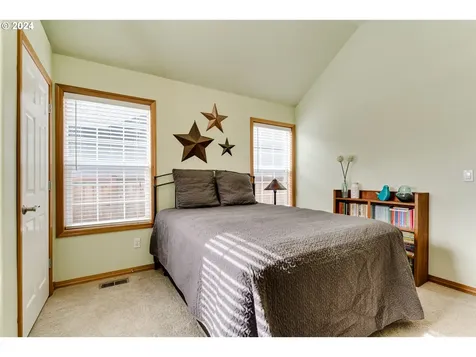 630 Egret Avenue Halsey OR 97348