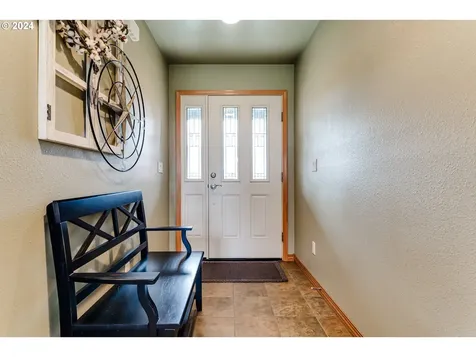630 Egret Avenue Halsey OR 97348