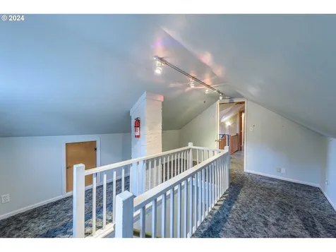 939 N 9th Street Coos Bay OR 97420