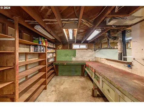 939 N 9th Street Coos Bay OR 97420