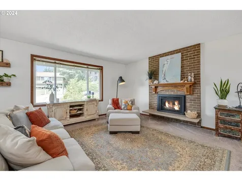 6684 Partridge Circle Gladstone OR 97027