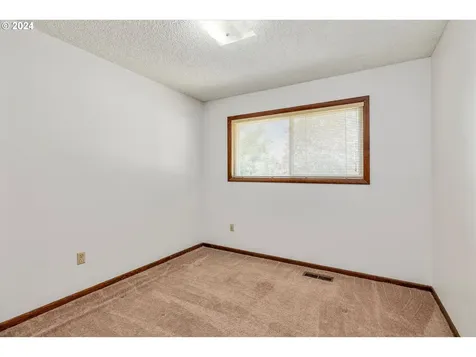 6684 Partridge Circle Gladstone OR 97027