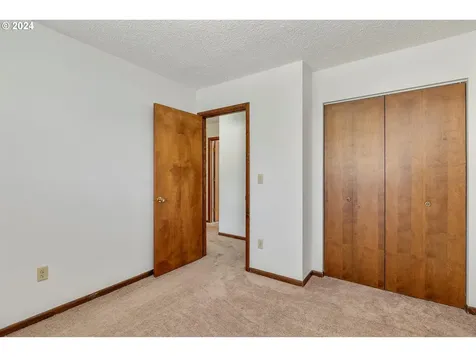 6684 Partridge Circle Gladstone OR 97027