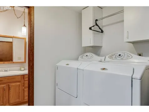6684 Partridge Circle Gladstone OR 97027