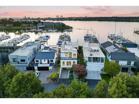 135 N Lotus Beach Drive Portland OR 97217