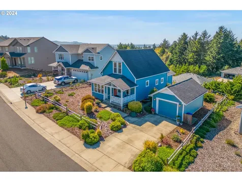 4183 SE Jetty Avenue Lincoln City OR 97367