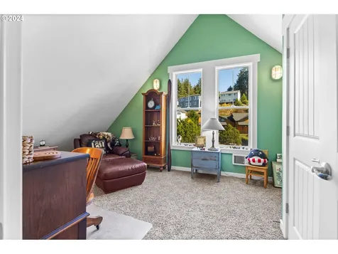4183 SE Jetty Avenue Lincoln City OR 97367