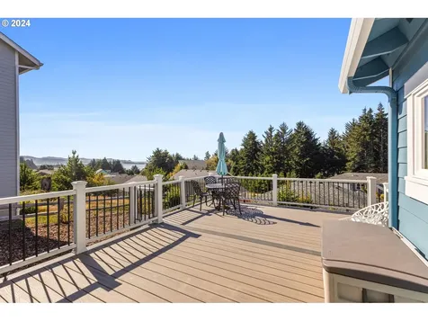 4183 SE Jetty Avenue Lincoln City OR 97367